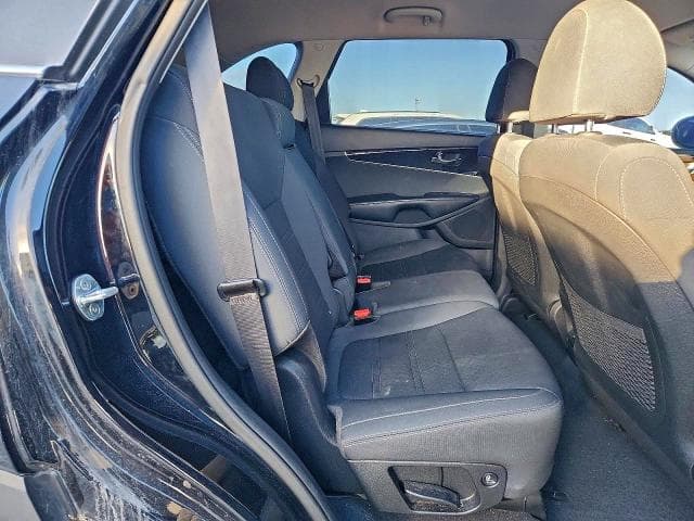 2020 KIA SORENTO S S 10