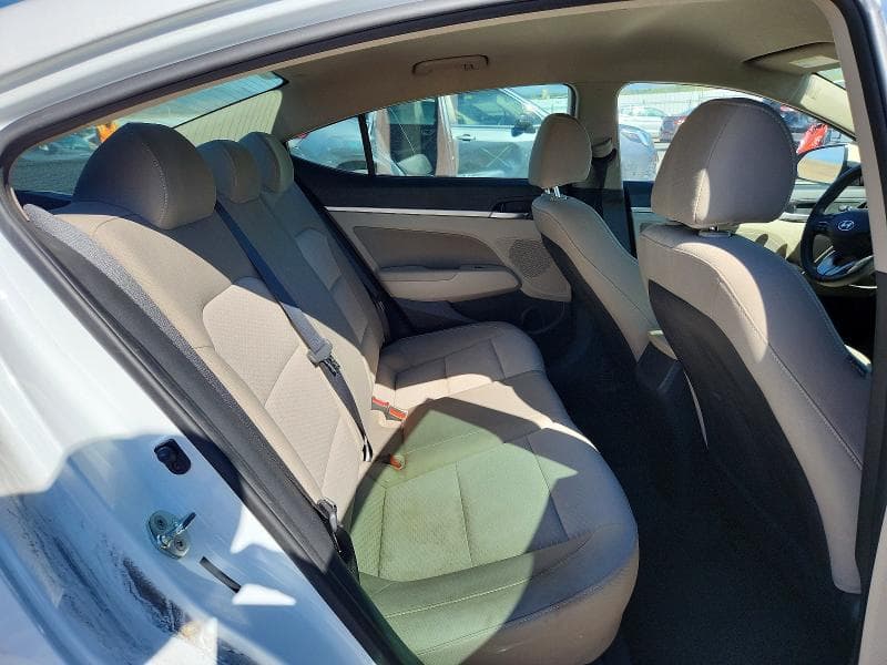 2020 HYUNDAI ELANTRA SEL 10