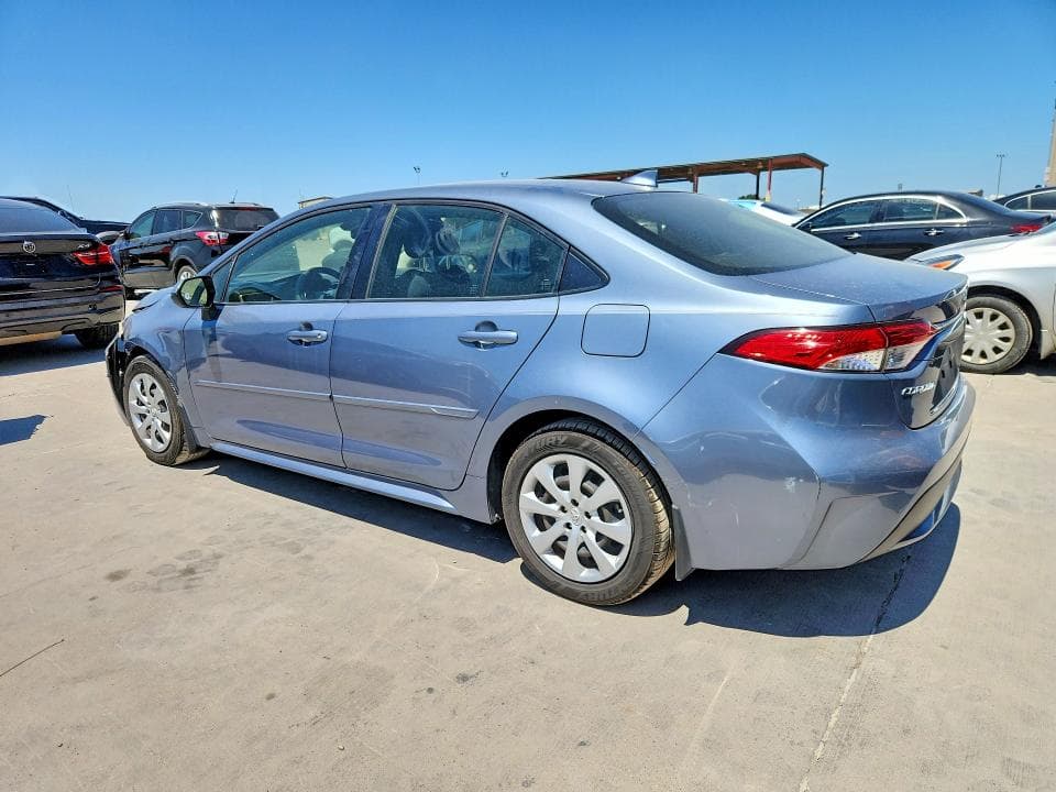 2022 TOYOTA COROLLA LE 2