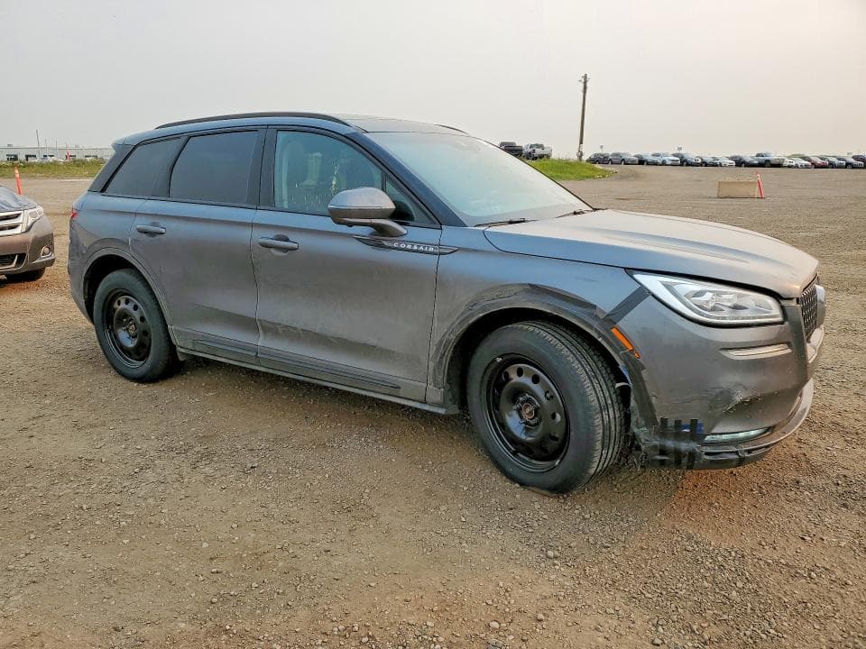 2021 LINCOLN CORSAIR RESERVE 4