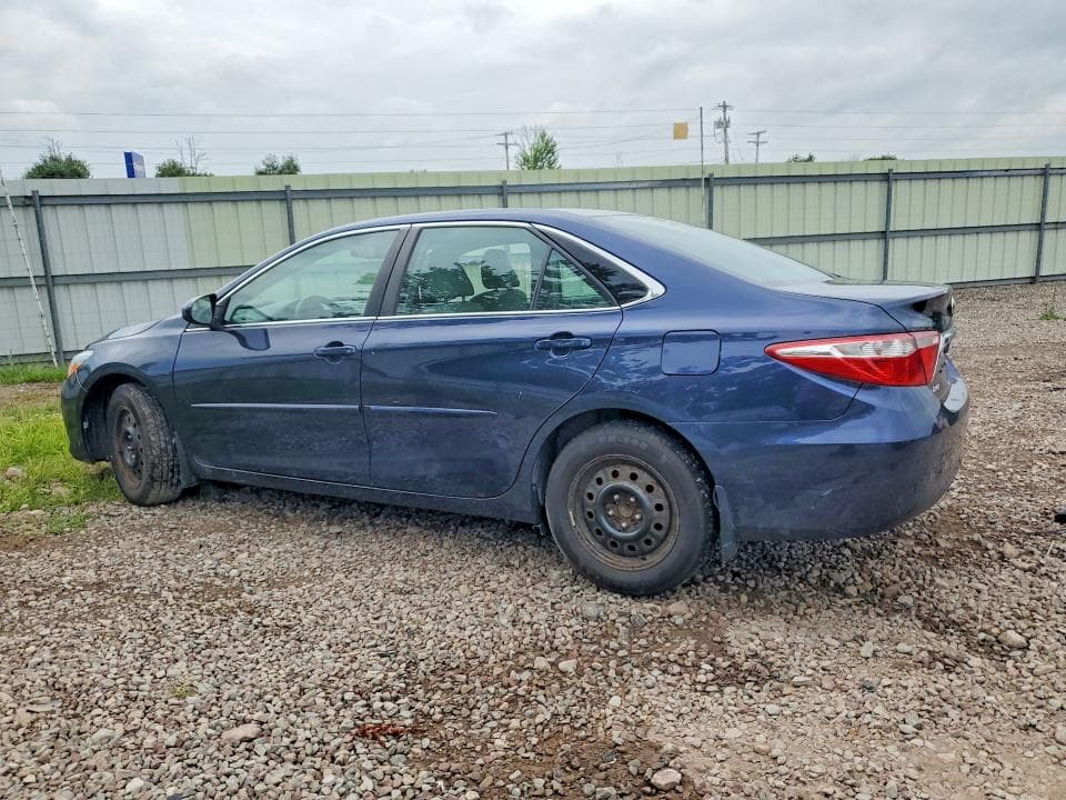 2017 TOYOTA CAMRY LE 2