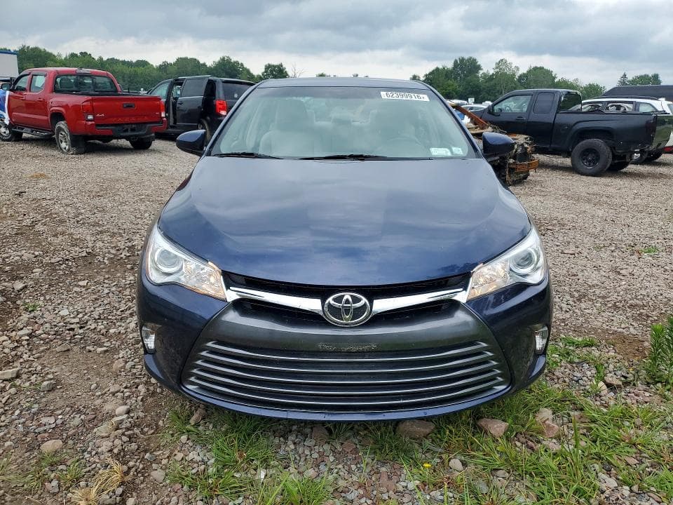 2017 TOYOTA CAMRY LE 5
