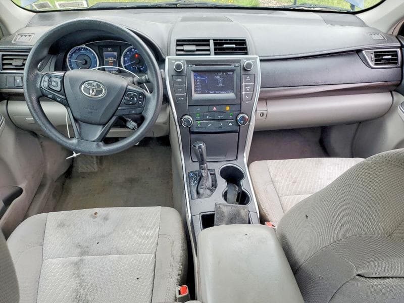 2017 TOYOTA CAMRY LE 8