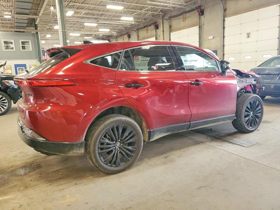 2024 TOYOTA VENZA NIGHTSHADE EDITION 3
