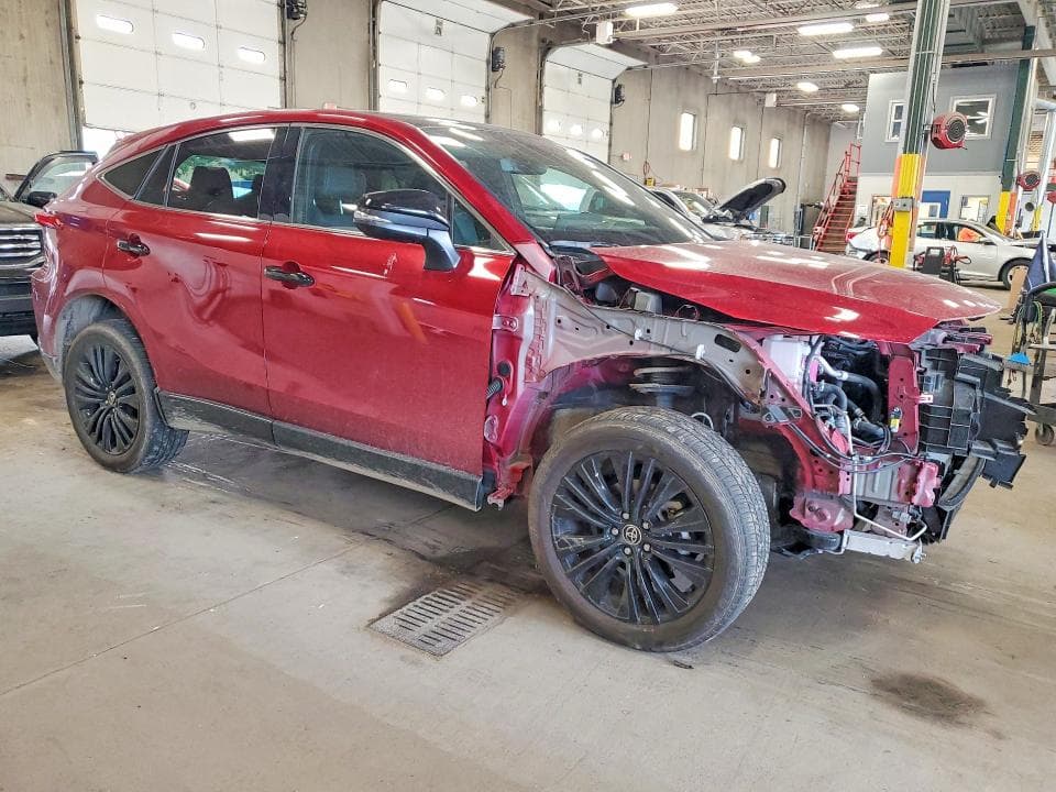 2024 TOYOTA VENZA NIGHTSHADE EDITION 4