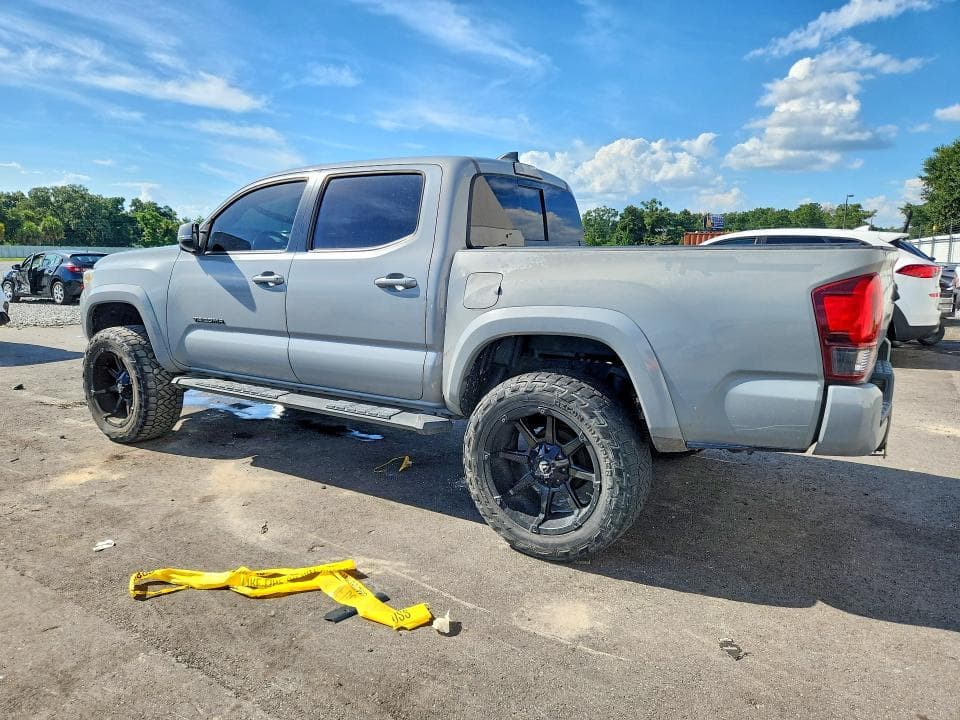 2018 TOYOTA TACOMA TRD SPORT 2