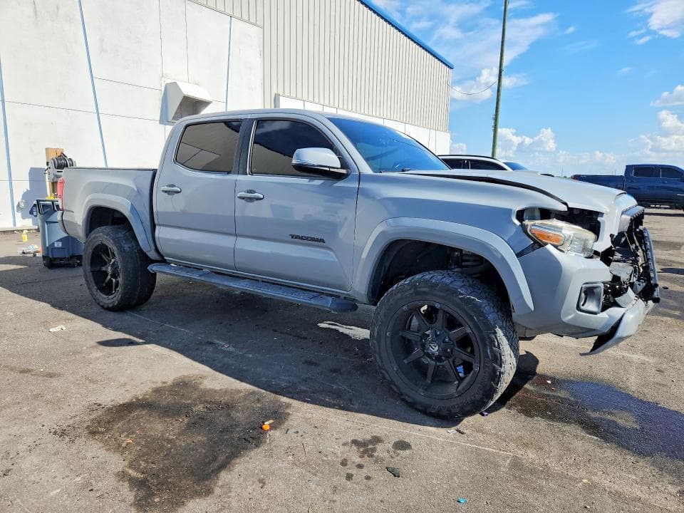 2018 TOYOTA TACOMA TRD SPORT 4