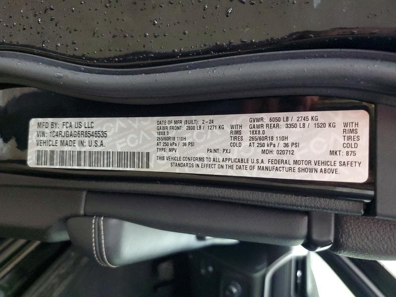 2024 JEEP GRAND CHEROKEE LAREDO 14
