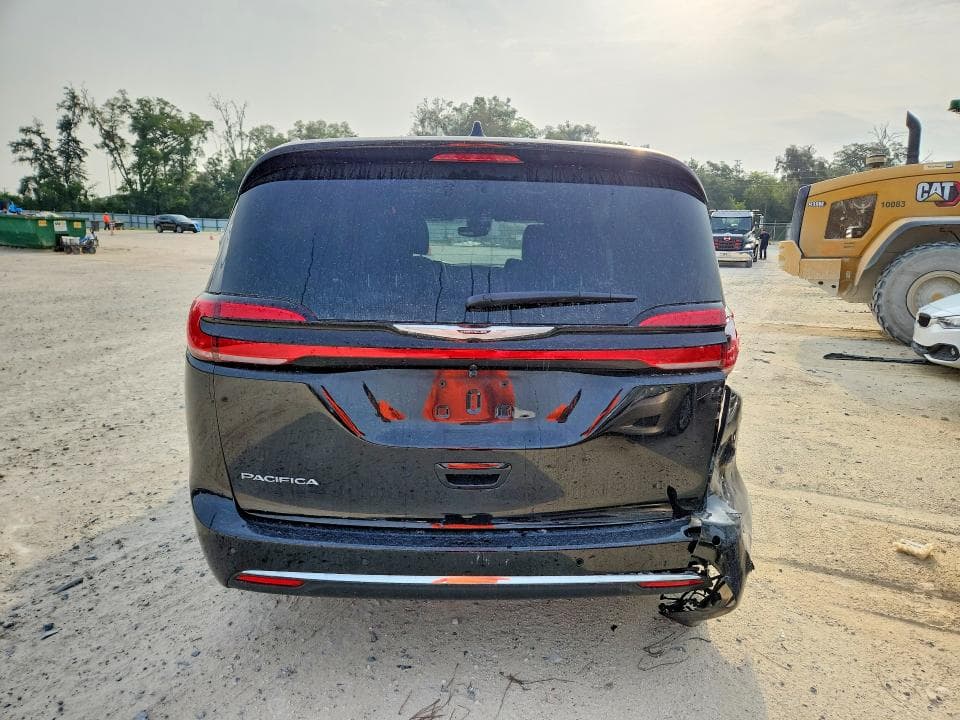 2026 CHRYSLER PACIFICA SELECT 6