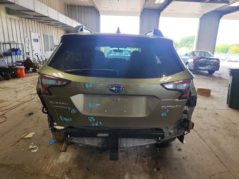 2020 SUBARU OUTBACK LIMITED 6