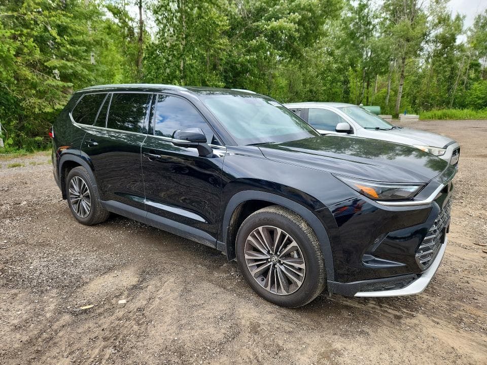 2025 TOYOTA GRAND HIGHLANDER HYBRID MAX LIMITED 4