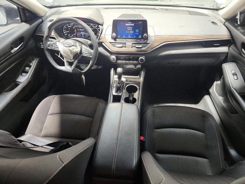 2024 NISSAN ALTIMA SV 8