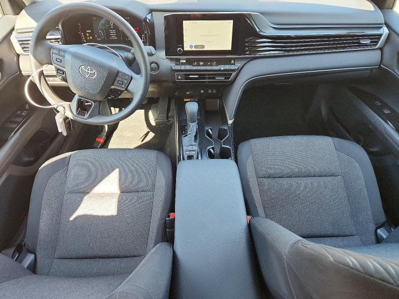 2026 TOYOTA CAMRY LE 8