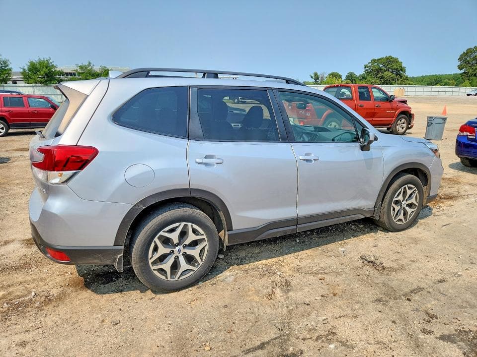 2021 SUBARU FORESTER PREMIUM 3