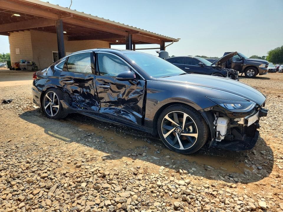 2021 HYUNDAI SONATA SEL PLUS 4