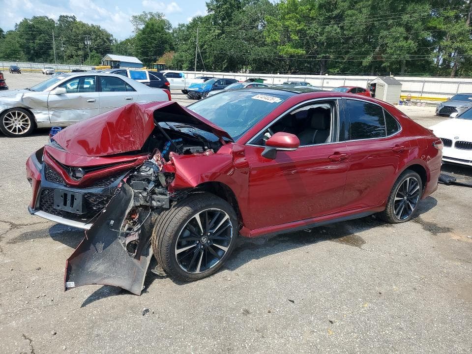2018 TOYOTA CAMRY XSE - 1