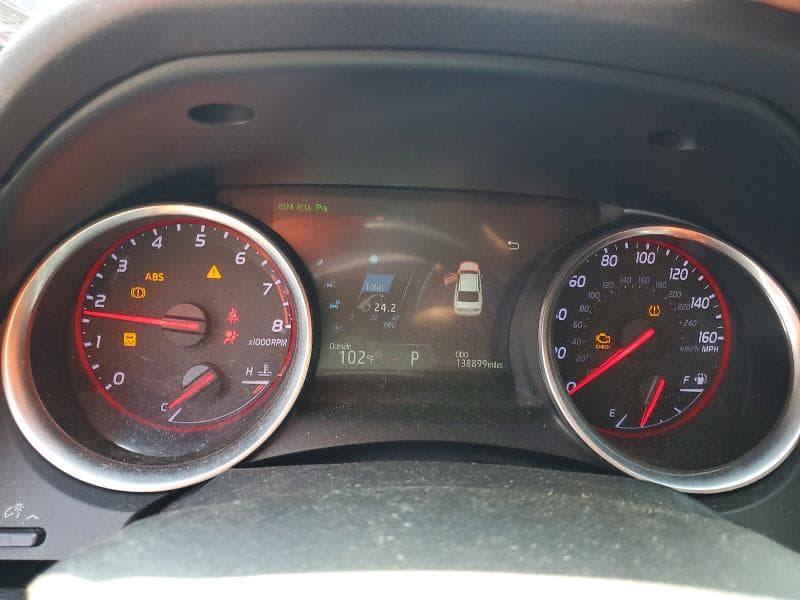 2018 TOYOTA CAMRY XSE 9