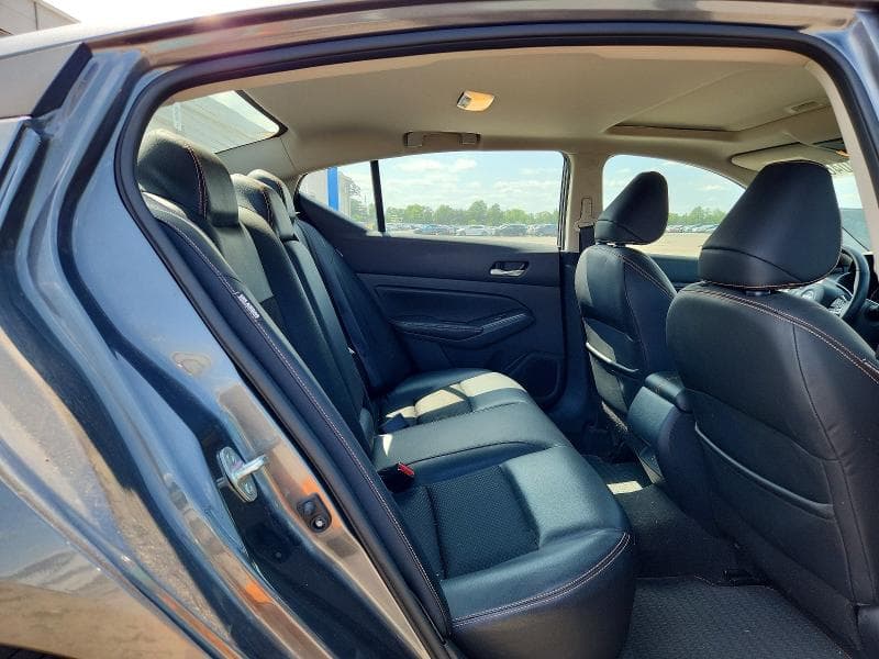2021 NISSAN ALTIMA SR 10