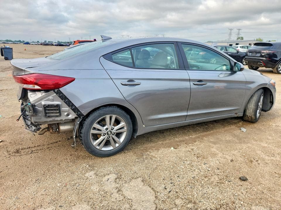 2018 HYUNDAI ELANTRA SEL 3