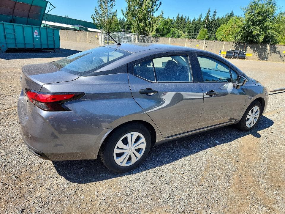 2024 NISSAN VERSA S 3