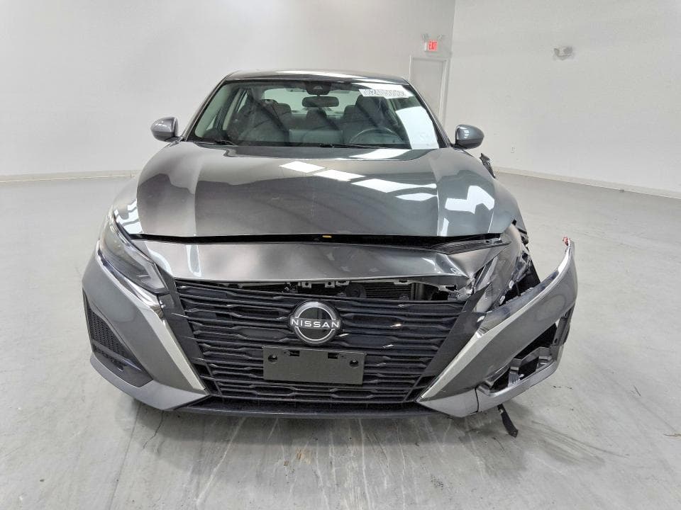 2023 NISSAN ALTIMA SV 5