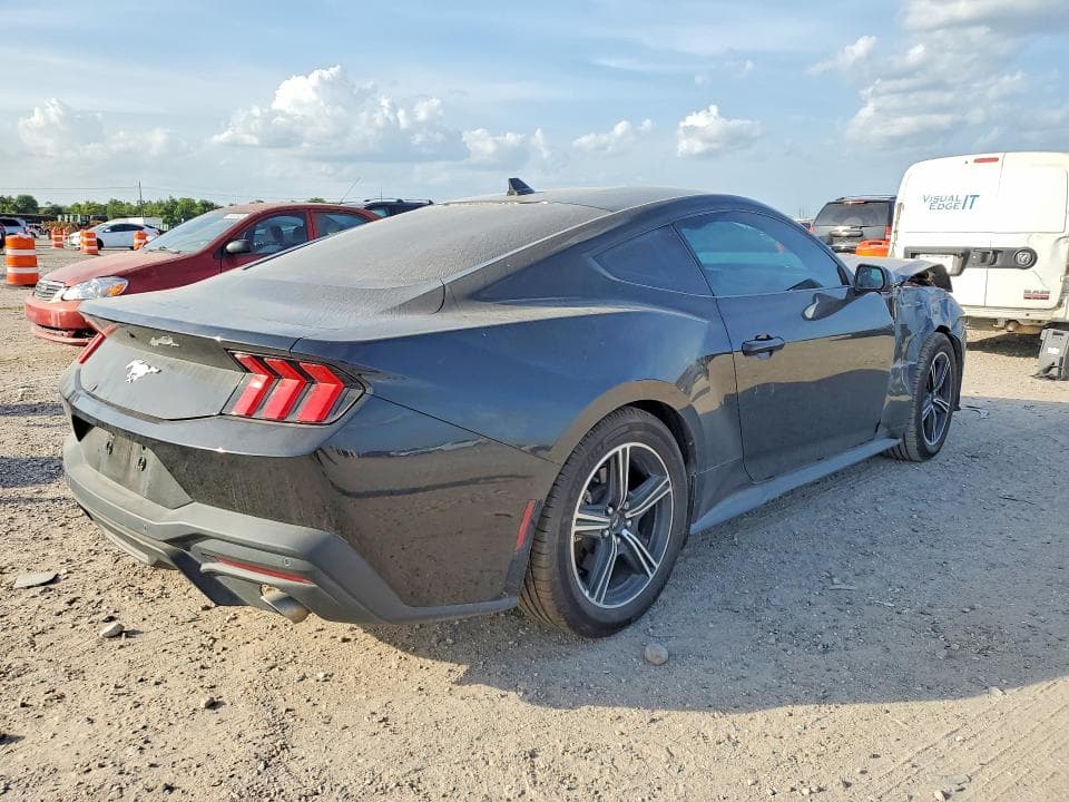 2024 FORD MUSTANG 3