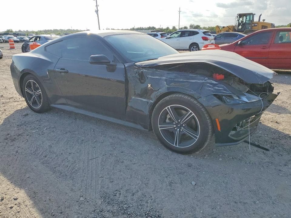 2024 FORD MUSTANG 4
