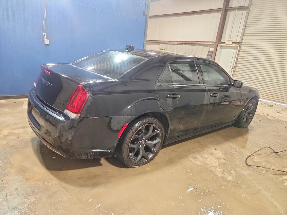 2023 CHRYSLER 300 TOURING 3