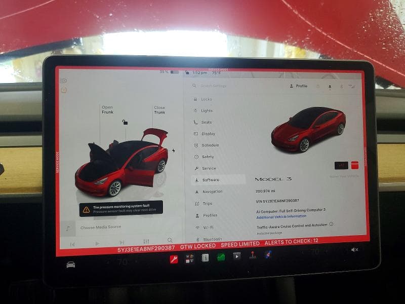 2022 TESLA MODEL 3 9