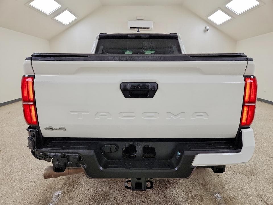 2026 TOYOTA TACOMA SR5 6