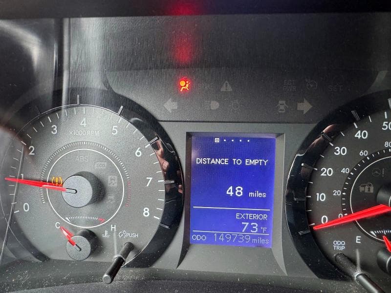 2017 TOYOTA SIENNA LE 10