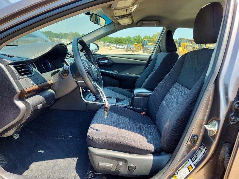 2017 TOYOTA CAMRY LE 7