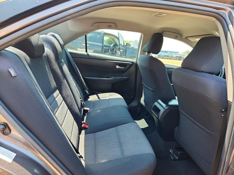 2017 TOYOTA CAMRY LE 10