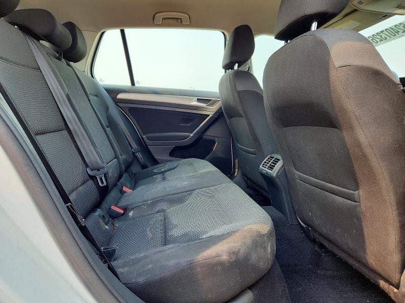 2017 VOLKSWAGEN GOLF 1.8 T 10