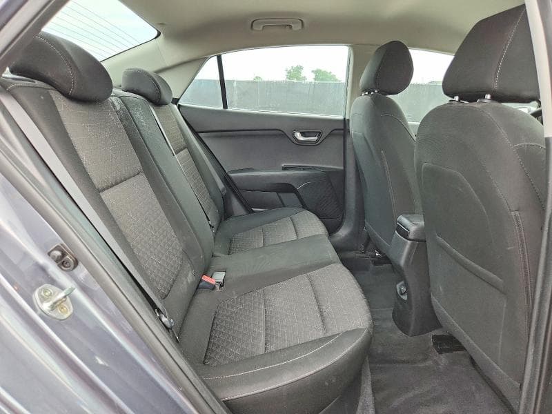 2019 KIA RIO S 10