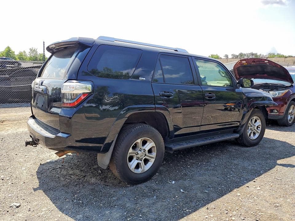 2017 TOYOTA 4RUNNER SR5 3