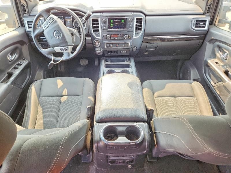 2019 NISSAN TITAN XD SV 8