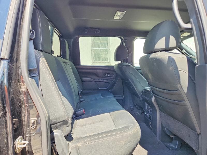 2019 NISSAN TITAN XD SV 10