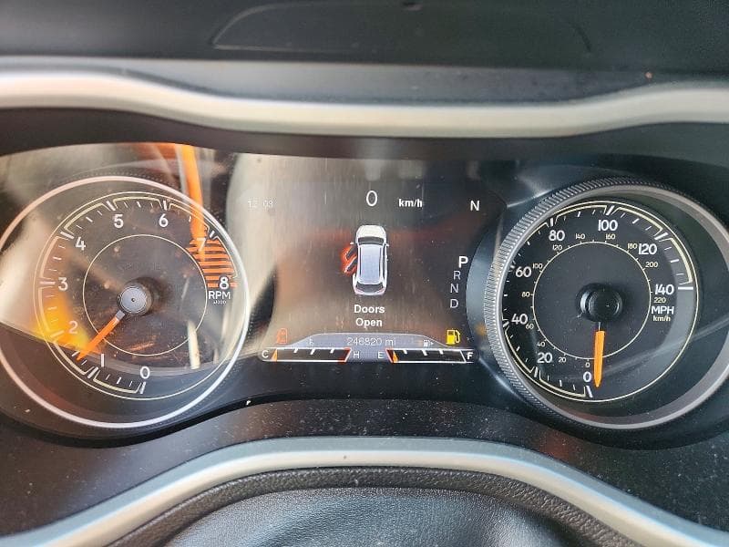 2018 JEEP CHEROKEE 9