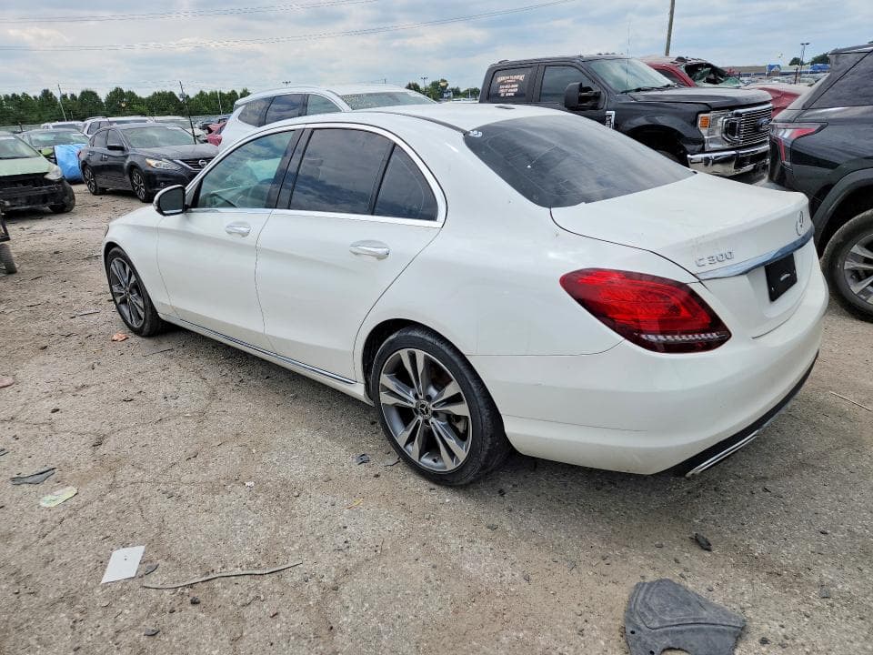 2019 MERCEDES-BENZ C 300 2