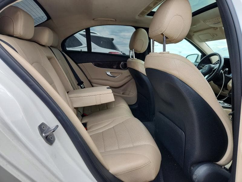 2019 MERCEDES-BENZ C 300 10