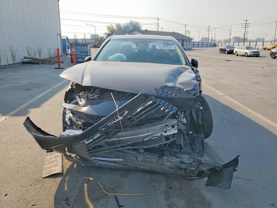 2026 TOYOTA CAMRY XLE 5