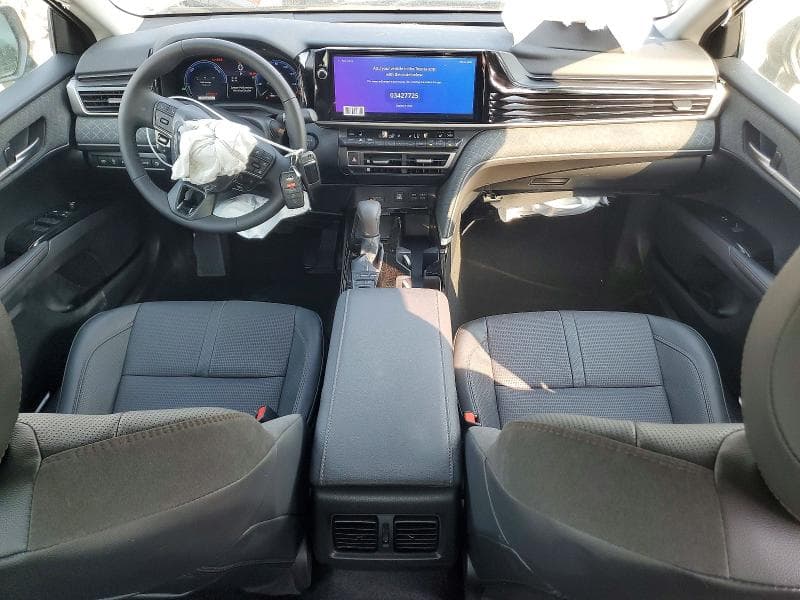 2026 TOYOTA CAMRY XLE 8