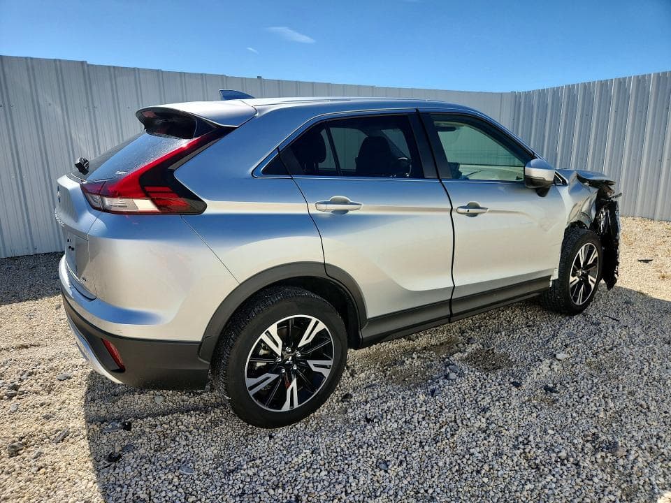 2026 MITSUBISHI ECLIPSE CROSS SE 3