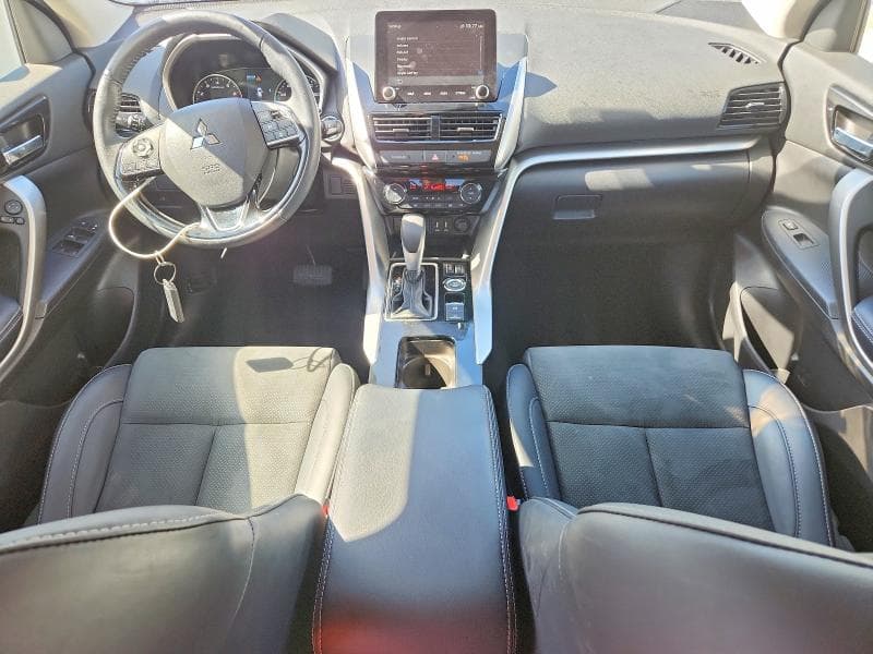 2026 MITSUBISHI ECLIPSE CROSS SE 8