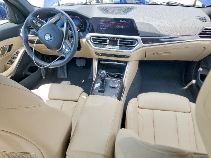 2019 BMW 330I 8
