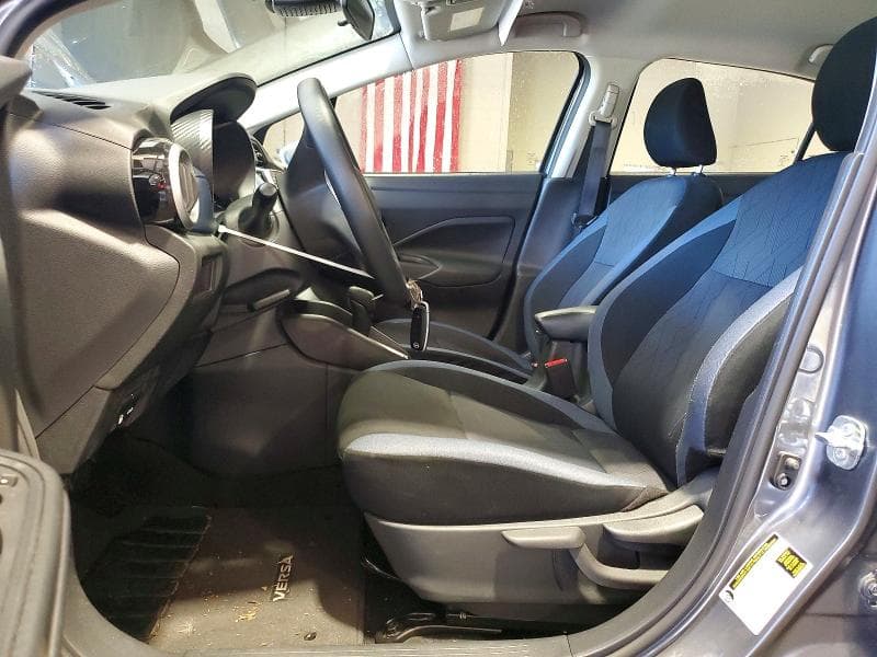 2025 NISSAN VERSA SV 7