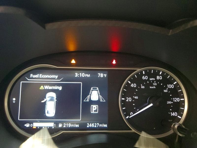 2025 NISSAN VERSA SV 9