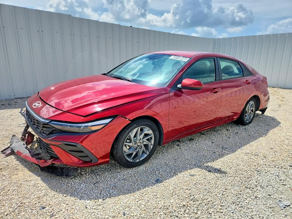 2024 HYUNDAI ELANTRA SEL - 1