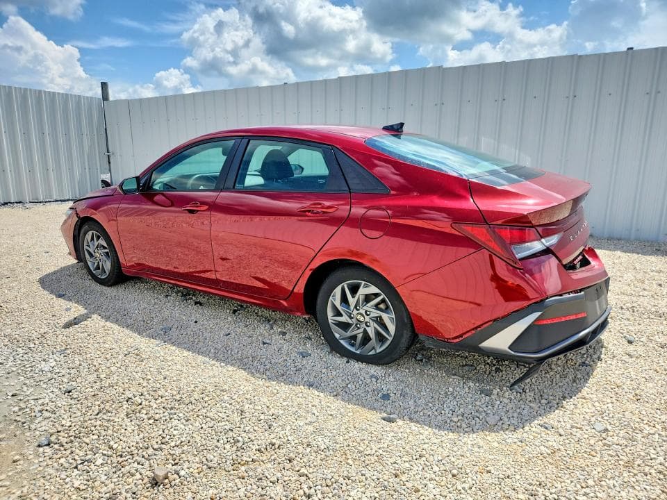 2024 HYUNDAI ELANTRA SEL 2